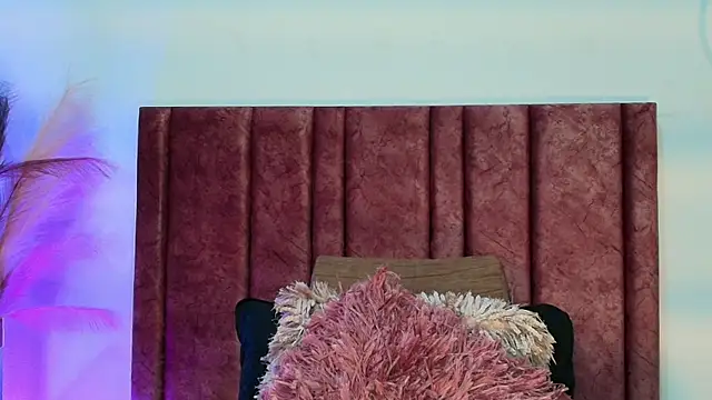 Snapshot of IvyJhons chatting on September 9, 2025, 11:54 am IvyJhons online show from September 9, 2025, 11:54 am