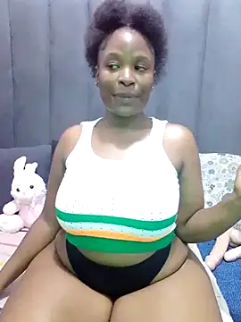 MrsMxx25 online show from October 21, 2025, 4:41 pm