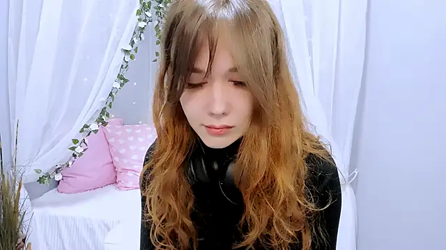 Snapshot of Anabel_Montereau chatting on December 19, 2025, 2:02 pm Anabel Montereau online show from December 19, 2025, 2:02 pm