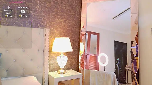 kaylie mitchel online show from February 21, 2026, 10:44 pm