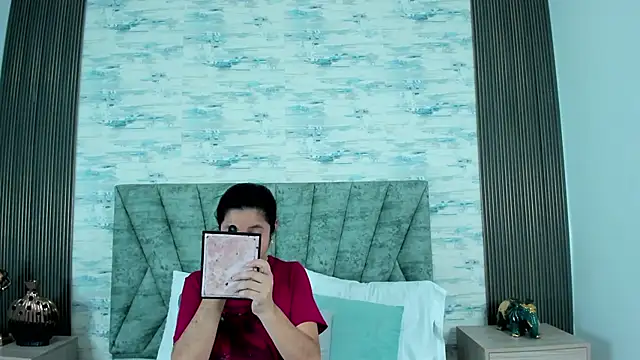 Snapshot of ShanelEvans chatting on October 8, 2025, 7:00 pm ShanelEvans online show from October 8, 2025, 7:00 pm