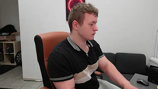 Snapshot of Richard_Dullas chatting on July 27, 2026, 7:21 pm Richard Dullas online show from July 27, 2026, 7:21 pm