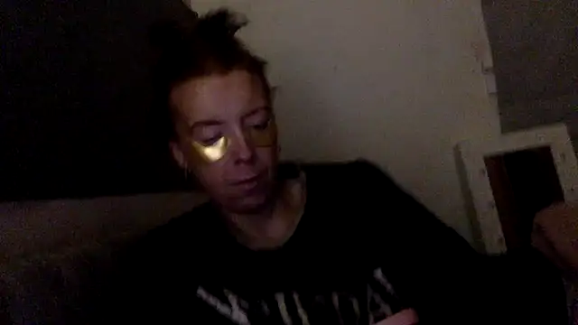 Bellababexox online show from May 15, 2026, 5:36 am