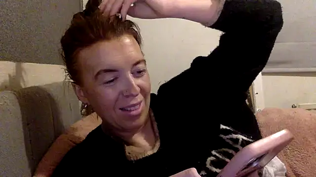 Bellababexox online show from May 21, 2026, 4:41 am