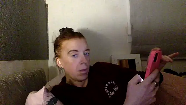 Bellababexox online show from June 9, 2026, 4:13 am
