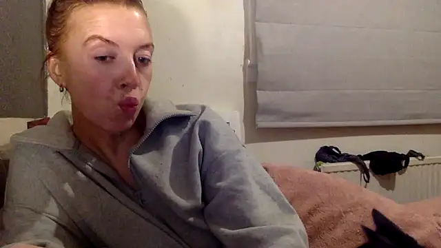 Bellababexox online show from June 10, 2026, 12:11 am
