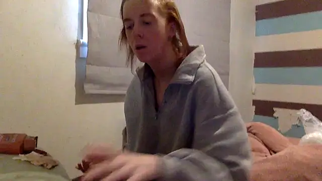 Bellababexox online show from June 18, 2026, 2:43 pm