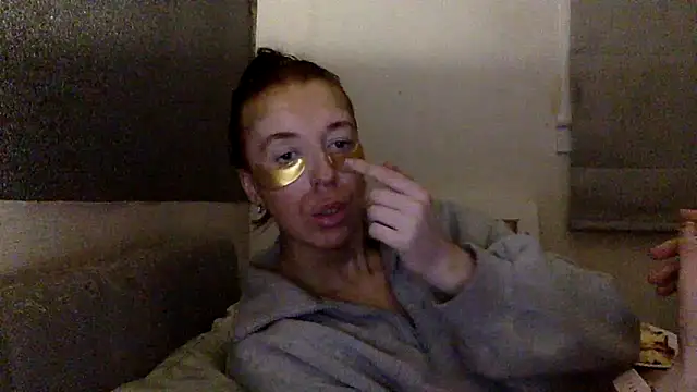 Bellababexox online show from June 19, 2026, 2:49 am