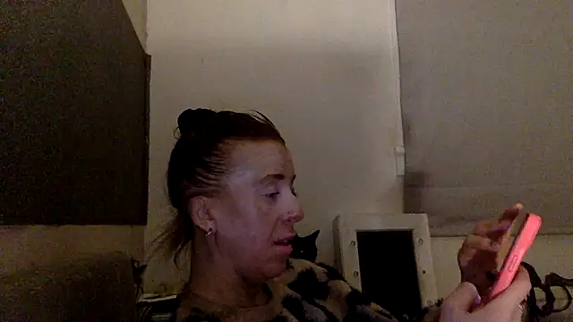 Bellababexox online show from June 25, 2026, 5:12 am