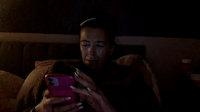 Bellababexox online show from July 28, 2026, 3:57 am