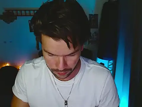 Snapshot of cortelioni_massimo_ chatting on September 25, 2025, 10:57 pm cortelioni massimo online show from September 25, 2025, 10:57 pm