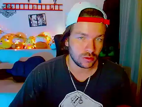 cortelioni massimo  online show from March 12, 2026, 11:44 pm