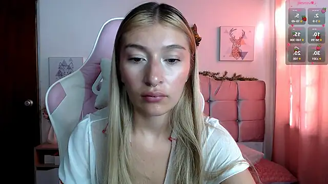 SophiaaLee online show from September 27, 2025, 9:31 pm