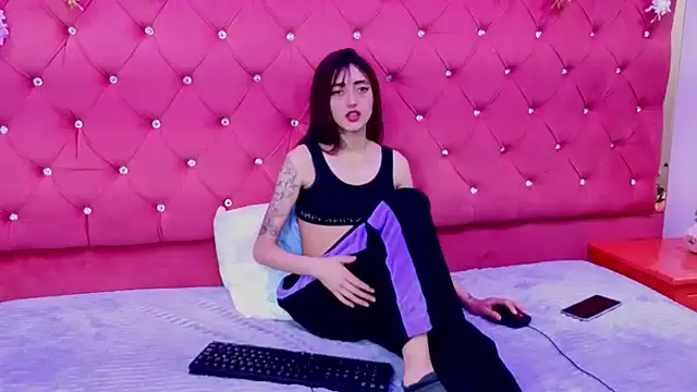 Snapshot of _Maleja_19_ chatting on February 12, 2026, 3:45 am Maleja 19 online show from February 12, 2026, 3:45 am