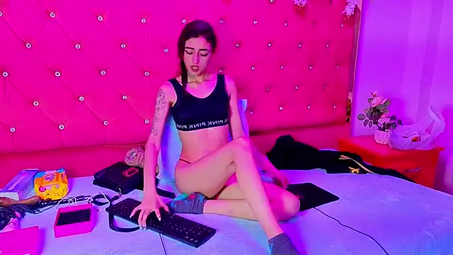 Snapshot of _Maleja_19_ chatting on February 18, 2026, 3:46 am Maleja 19 online show from February 18, 2026, 3:46 am