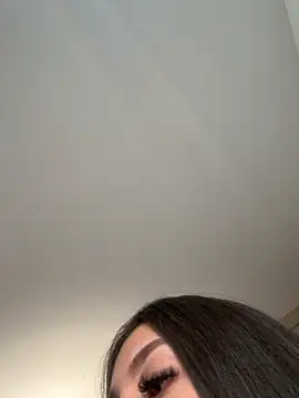 Snapshot of Mavii_ chatting on October 11, 2025, 3:54 pm Mavii online show from October 11, 2025, 3:54 pm