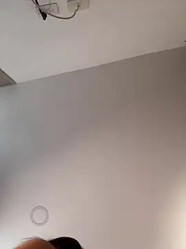 Snapshot of Mavii_ chatting on November 12, 2025, 4:29 pm Mavii online show from November 12, 2025, 4:29 pm