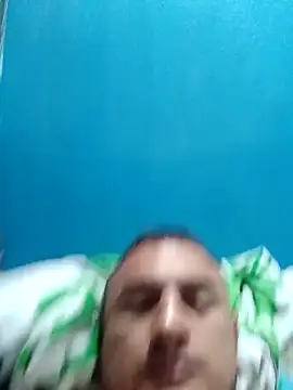 Snapshot of Geral_Yeraldyn09 chatting on September 10, 2025, 2:00 am Geral Yeraldyn09 online show from September 10, 2025, 2:00 am