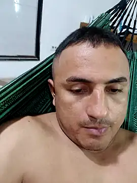 Snapshot of Geral_Yeraldyn09 chatting on October 4, 2025, 1:36 am Geral Yeraldyn09 online show from October 4, 2025, 1:36 am