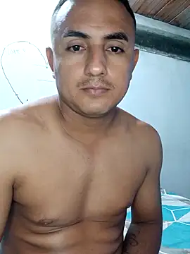 Snapshot of Geral_Yeraldyn09 chatting on October 18, 2025, 1:08 am Geral Yeraldyn09 online show from October 18, 2025, 1:08 am