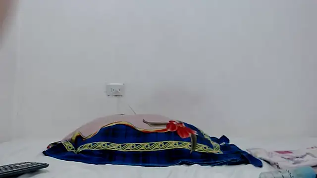 Snapshot of Luciana_hardmand chatting on December 5, 2025, 7:43 pm Luciana hardmand online show from December 5, 2025, 7:43 pm