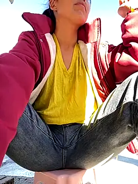 Snapshot of Huong-Ly chatting on November 29, 2025, 8:06 am Huong-Ly online show from November 29, 2025, 8:06 am