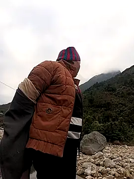 Snapshot of MuiNay chatting on January 9, 2026, 12:46 am MuiNay online show from January 9, 2026, 12:46 am