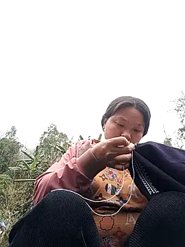 Snapshot of MuiNay chatting on February 22, 2026, 2:24 am MuiNay online show from February 22, 2026, 2:24 am