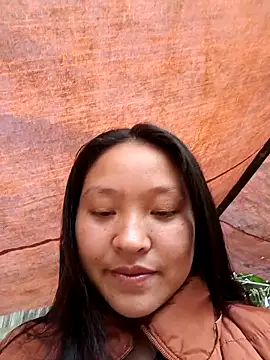 Snapshot of MuiNay chatting on February 24, 2026, 10:13 am MuiNay online show from February 24, 2026, 10:13 am