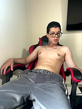 jordan 422 online show from December 13, 2025, 8:58 pm