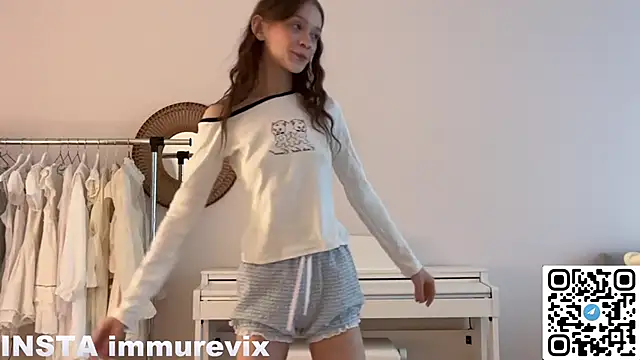 barbaraloveu online show from May 4, 2026, 12:45 pm