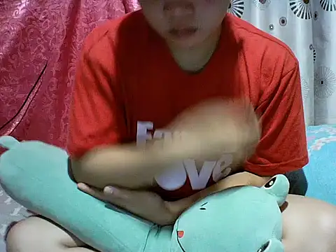 alhex gay26 online show from December 15, 2025, 1:04 pm