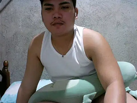 Snapshot of alhex_gay26 chatting on April 3, 2026, 3:10 pm alhex gay26 online show from April 3, 2026, 3:10 pm