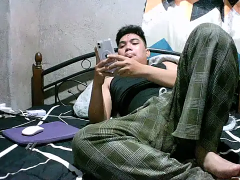 Snapshot of alhex_gay26 chatting on April 10, 2026, 9:30 pm alhex gay26 online show from April 10, 2026, 9:30 pm