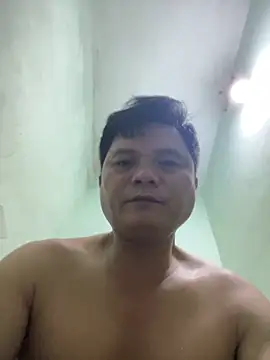 Snapshot of hotboy2x chatting on June 7, 2026, 10:35 pm hotboy2x online show from June 7, 2026, 10:35 pm
