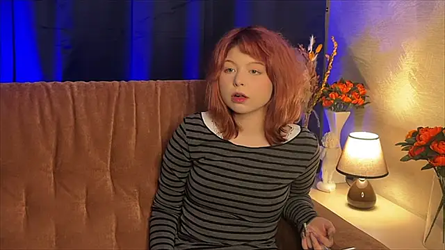 Stella Vanila online show from November 22, 2025, 3:33 pm