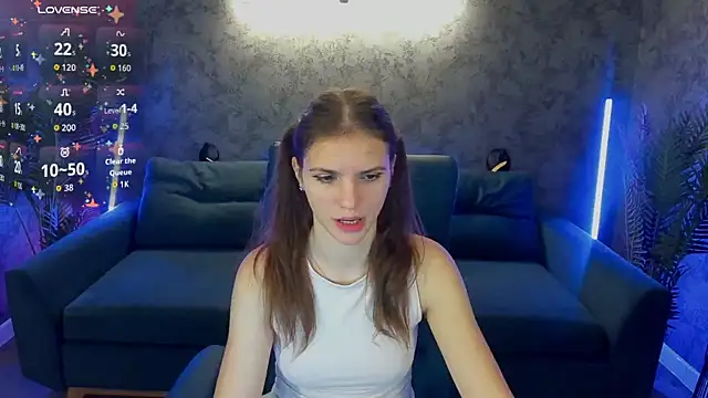 Snapshot of PussyOnLuck chatting on October 17, 2025, 7:00 am PussyOnLuck online show from October 17, 2025, 7:00 am