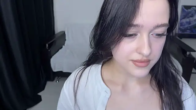 Snapshot of Sunshine_J chatting on October 2, 2025, 4:36 pm Sunshine J online show from October 2, 2025, 4:36 pm