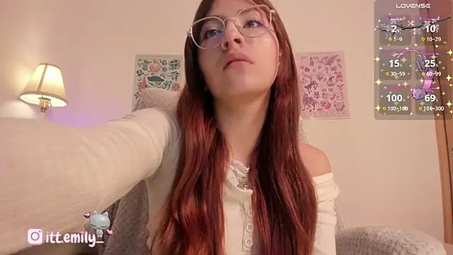 Snapshot of emily_uwu0 chatting on June 12, 2026, 2:10 am emily uwu0 online show from June 12, 2026, 2:10 am