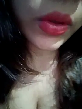 Snapshot of Hott_Muskan chatting on January 5, 2026, 7:28 pm Hott Muskan online show from January 5, 2026, 7:28 pm