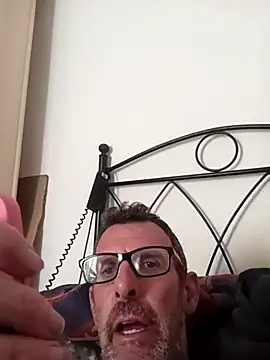 gigolobcn online show from April 23, 2026, 1:13 pm