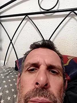 gigolobcn online show from April 25, 2026, 4:37 am