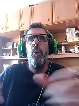 Snapshot of gigolobcn chatting on May 24, 2026, 1:05 pm gigolobcn online show from May 24, 2026, 1:05 pm