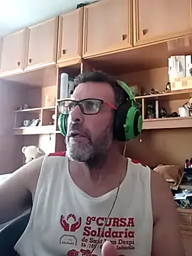 Snapshot of gigolobcn chatting on July 17, 2026, 5:29 pm gigolobcn online show from July 17, 2026, 5:29 pm