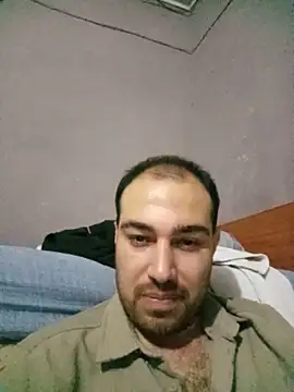Aliii1657 online show from June 18, 2026, 11:09 pm