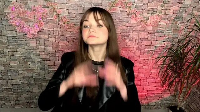 Snapshot of may_rollins chatting on May 19, 2026, 1:28 pm may rollins online show from May 19, 2026, 1:28 pm
