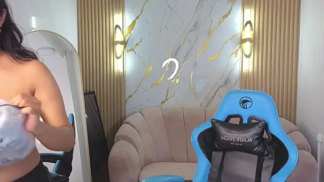 Snapshot of Gumball_b chatting on October 16, 2025, 3:29 am Gumball b online show from October 16, 2025, 3:29 am