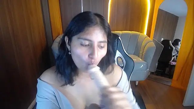 Snapshot of Gumball_b chatting on November 16, 2025, 3:12 am Gumball b online show from November 16, 2025, 3:12 am