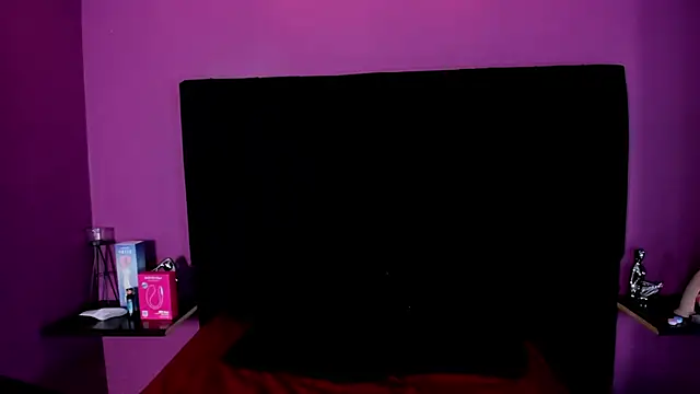 Lili milk20 online show from November 3, 2025, 7:26 pm