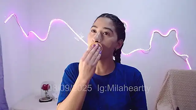 Snapshot of heartty_Milah chatting on September 8, 2025, 11:15 pm heartty Milah online show from September 8, 2025, 11:15 pm